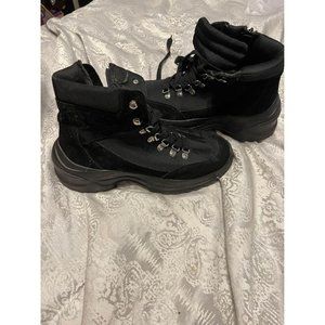 Steve madden women’s boots size 9 new￼